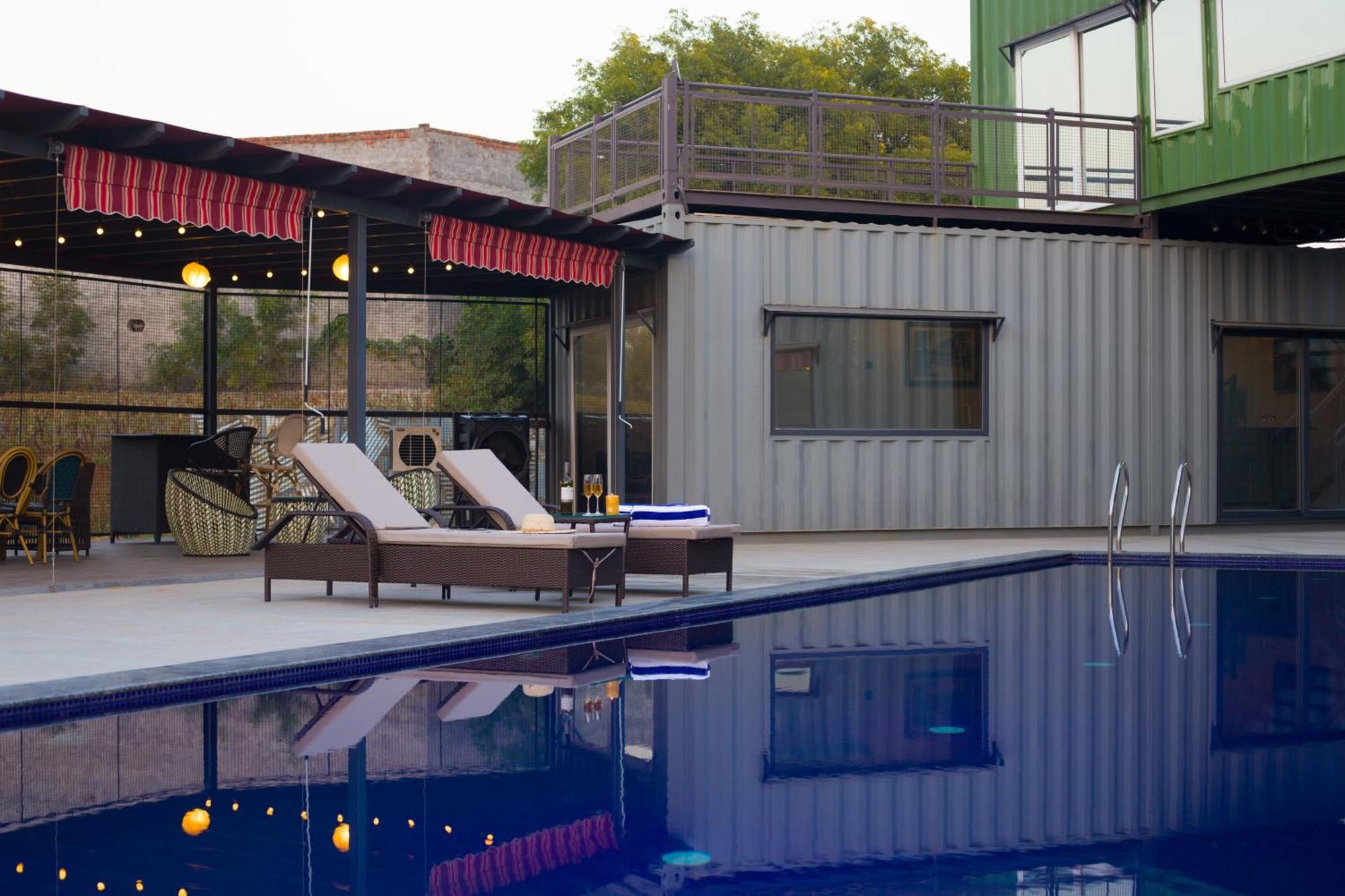 Вилла Elivaas Hidden Oasis 4Bhk With Pool, Mud House & Container House Dhauj Экстерьер фото